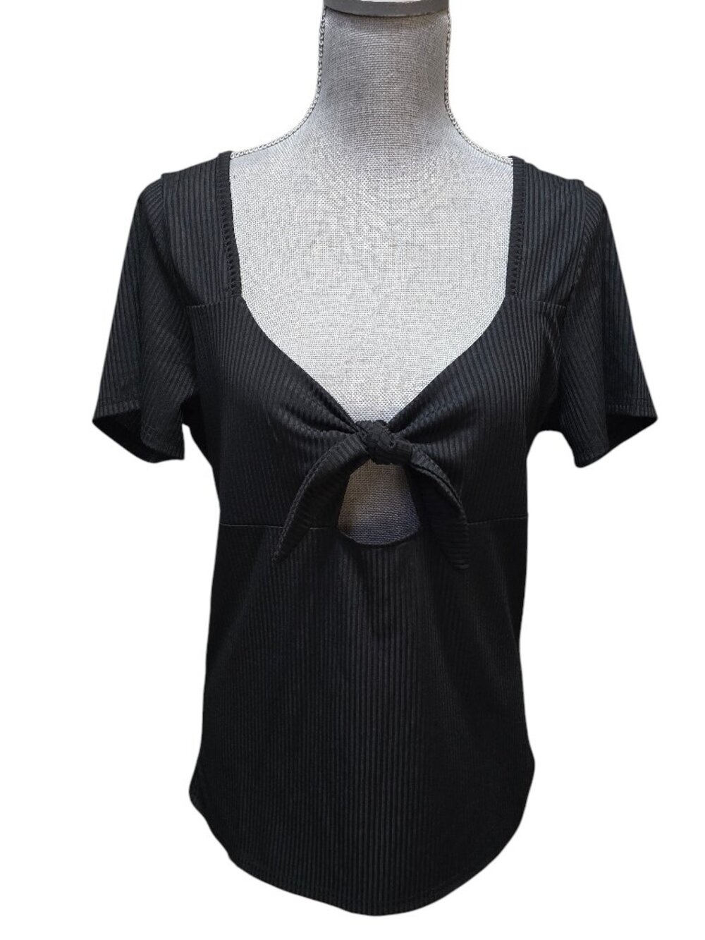 Bloomchic Women's Black Short Sleeve Tie Front Top US 14
